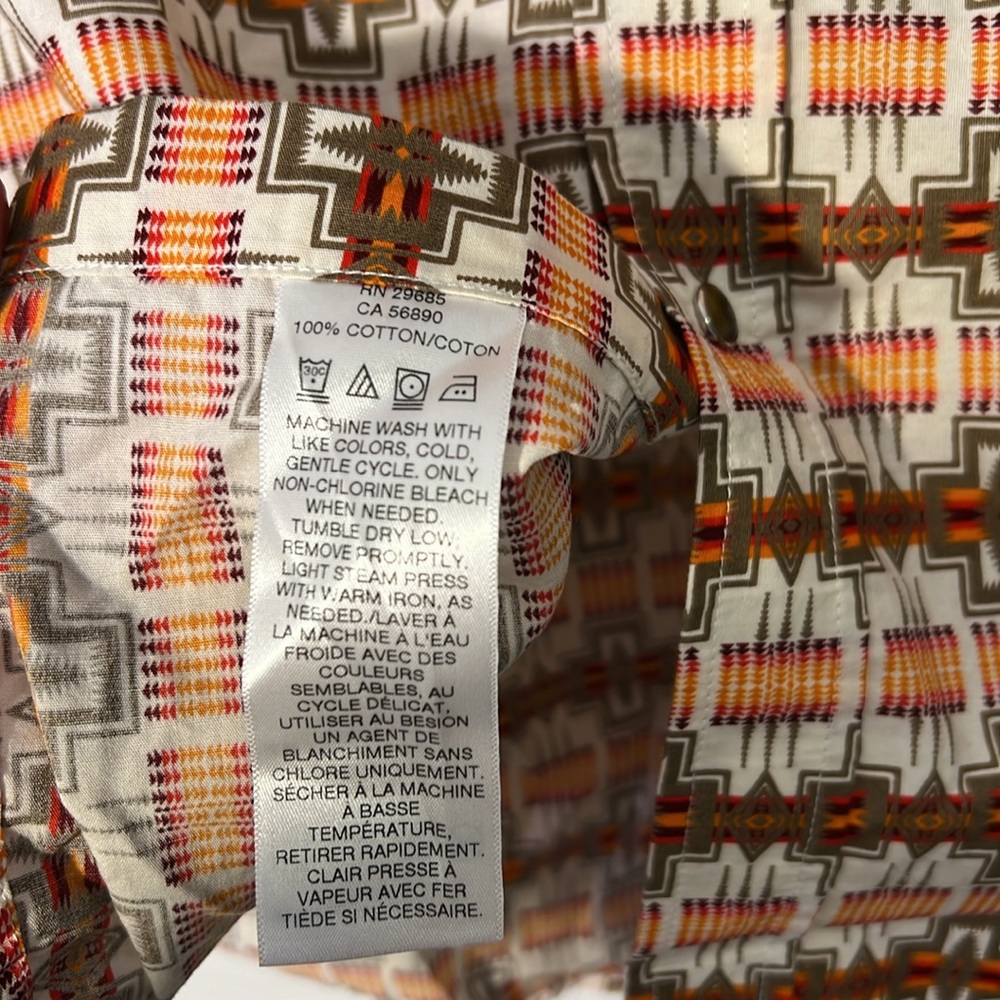 Pendleton Frontier‎ Cowboy Aztec shirt, pearl snaps. Excellent condition. Size L - Picture 4 of 6